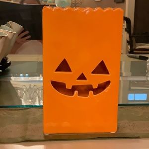 Wonderful Jack-o-lantern “bag like “ decoration.  Great for candle or without.